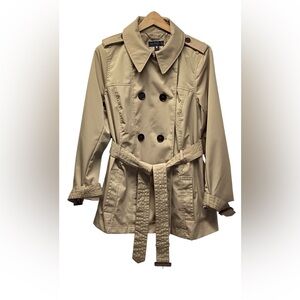 Worthington Vintage camel Raincoat. Size XL